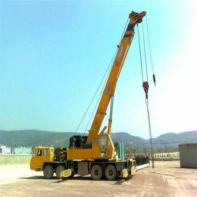 泊头小型吊车出租价格是多少